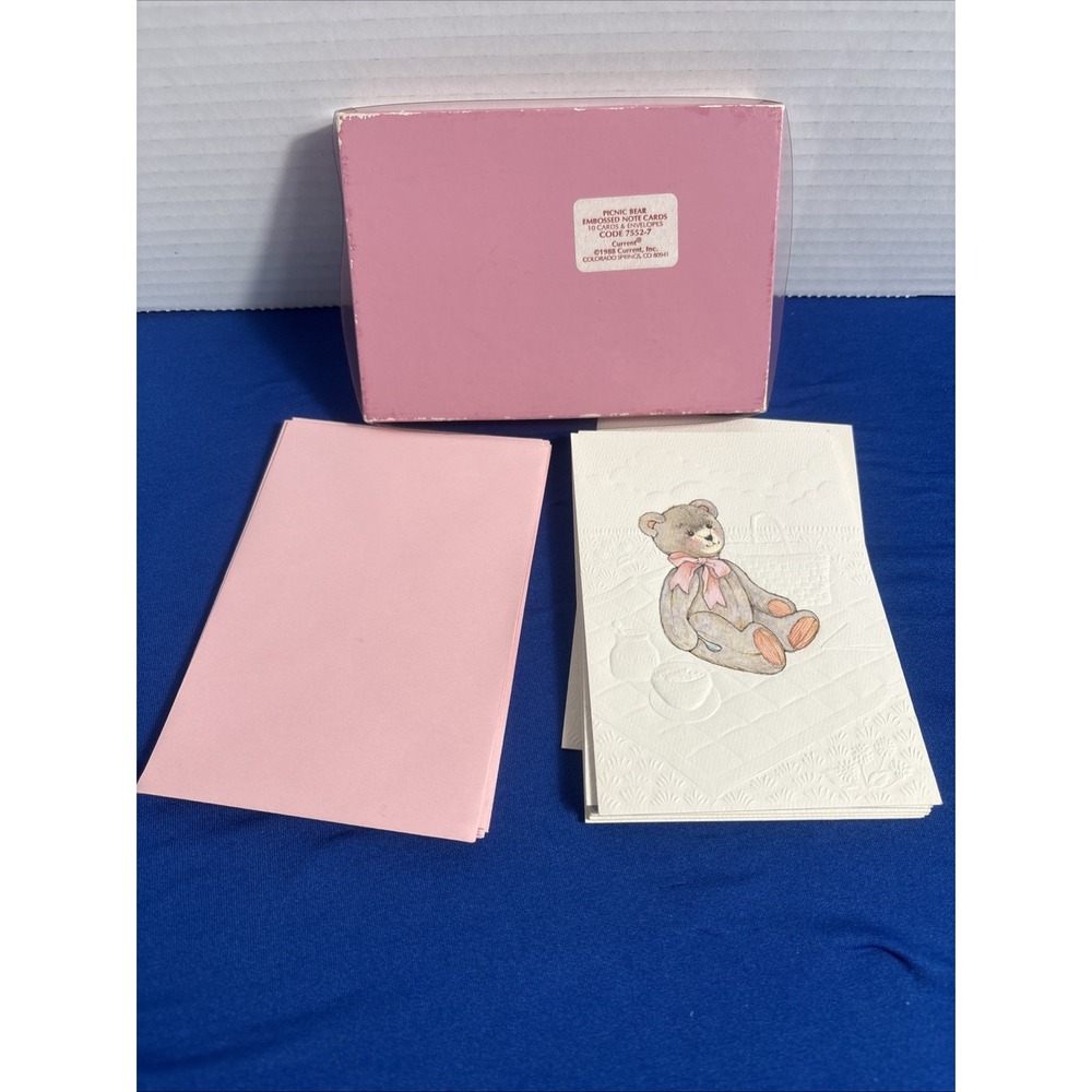 Set of 8 Vintage 1988 Picnic Bear Embossed Note Cards Featuring A Cute Bear 6"